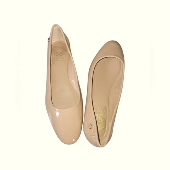 Vince Camuto Minndy Patent Leather Elegant Beige Women's Ballet Flats Sz 6 1/2 M - Picture 1 of 11